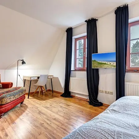Ferienhaus Hornhecht بيت للعطل *